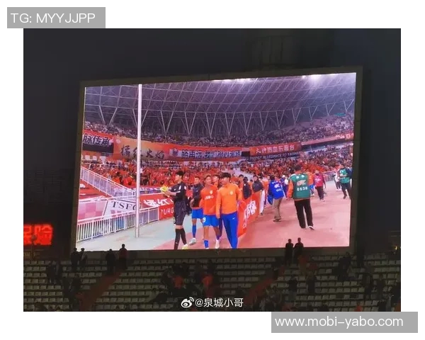 瓦科制造点球机会却被赵博扑出泰山与浙江依然战成平局