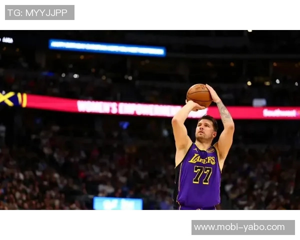 东契奇盛赞湖人潜力巨大里夫斯缺阵与勒布朗缺席影响球队表现